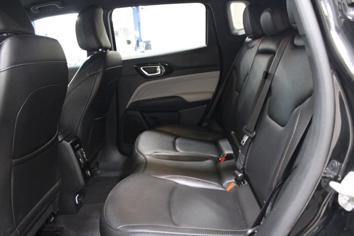 Used 2024 Jeep Compass Limited AWD/4WD image 21
