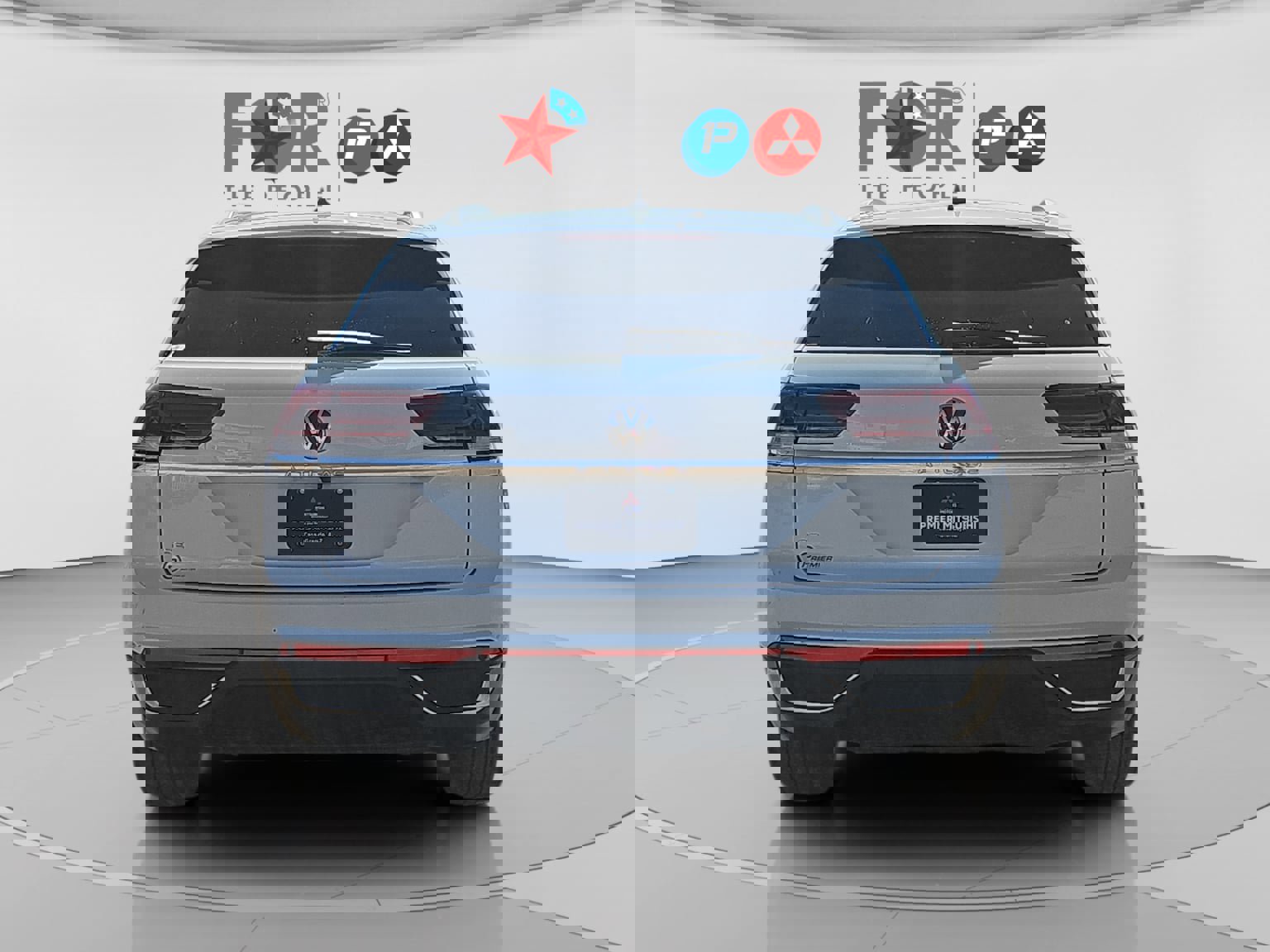 Used 2021 Volkswagen Atlas Cross Sport SE w/ Panoramic Sunroof Package image 4