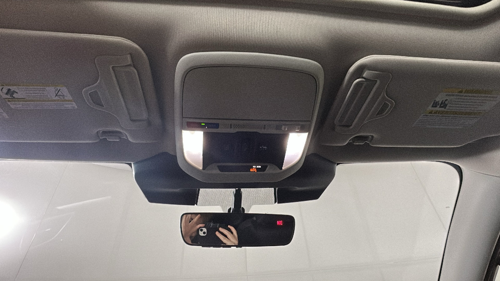 Used 2023 Subaru Forester Premium AWD/4WD image 31