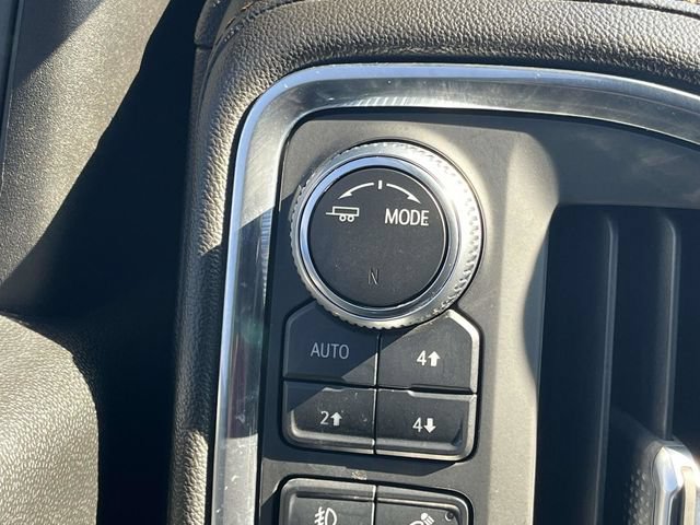 Used 2020 GMC Sierra 2500 AT4 w/ AT4 Premium Package AWD/4WD image 36