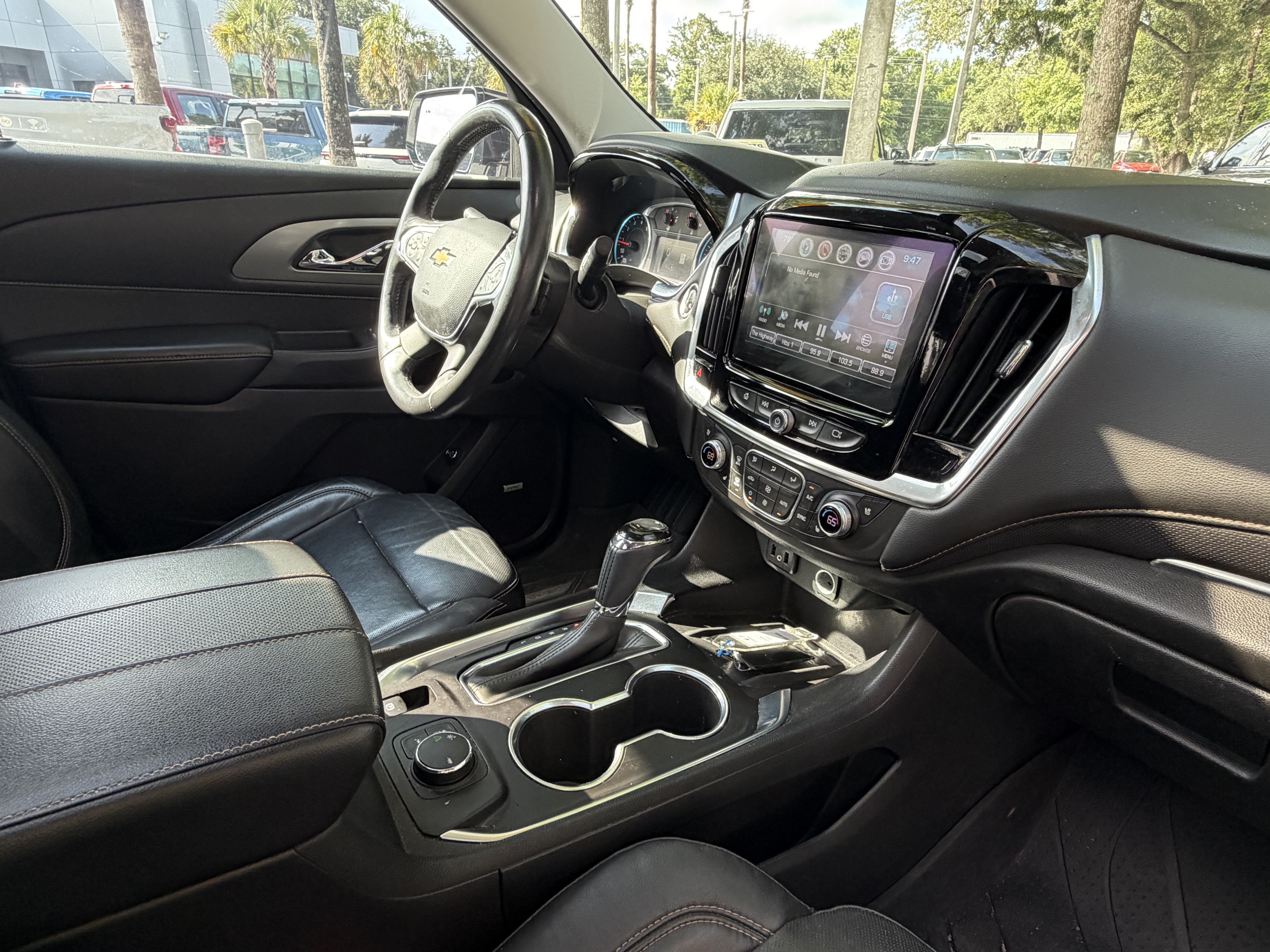 Used 2018 Chevrolet Traverse Premier w/ Redline Edition FWD image 49