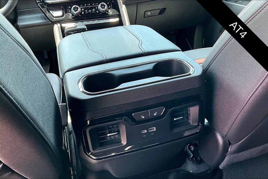 Used 2024 GMC Sierra 1500 AT4 w/ Technology Package image 11