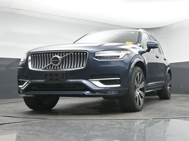 Used 2023 Volvo XC90 B6 Ultimate w/ Protection Package AWD/4WD image 12