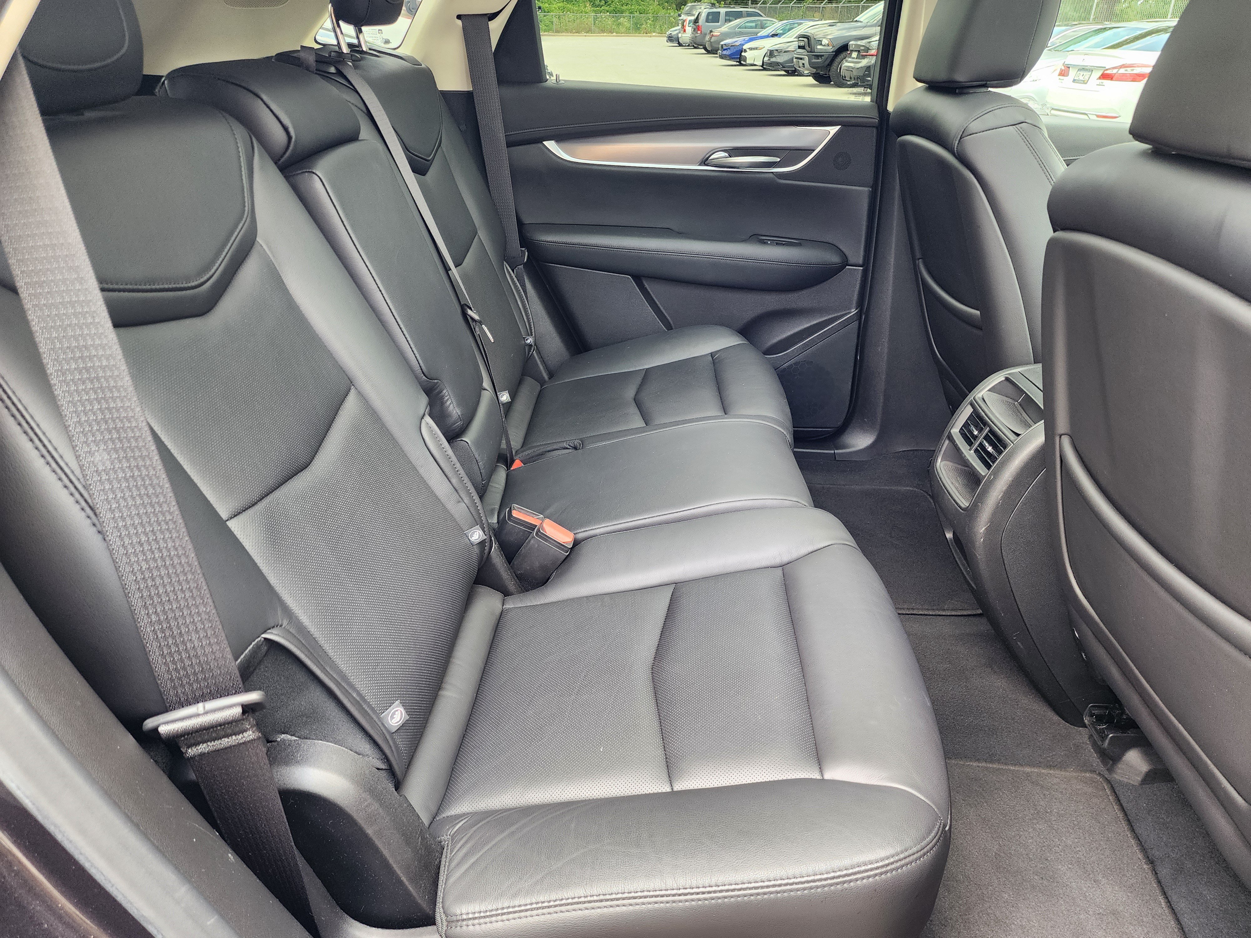 Used 2019 Cadillac XT5 Luxury FWD image 13