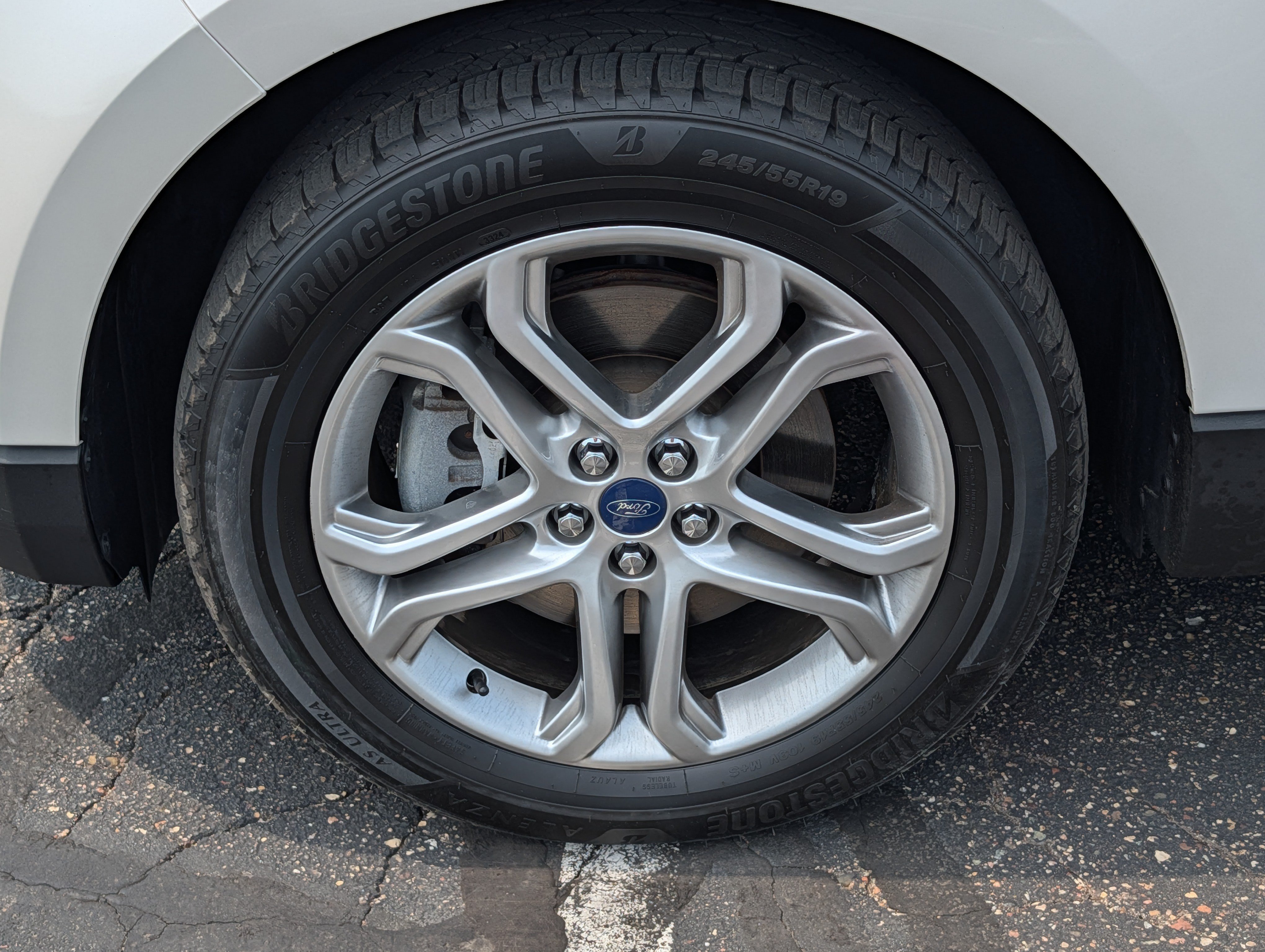Used 2016 Ford Edge Titanium w/ Equipment Group 301A AWD/4WD image 15