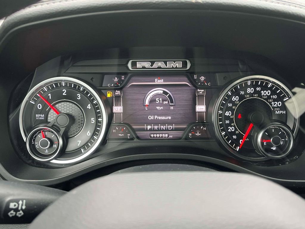 Used 2020 RAM 1500 Laramie w/ Sport Appearance Package AWD/4WD image 25