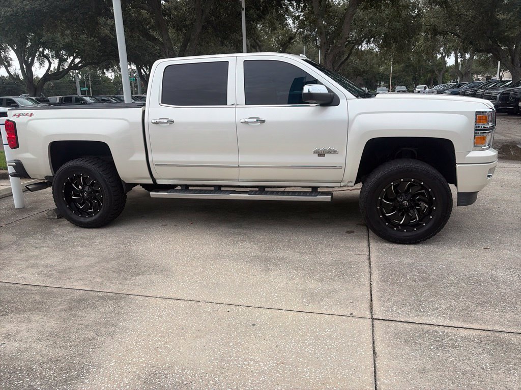 Used 2015 Chevrolet Silverado 1500 High Country w/ High Country Premium Package AWD/4WD image 4