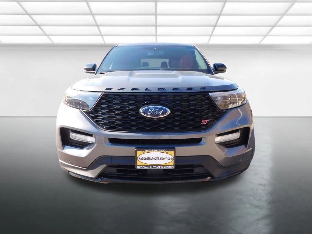 Used 2022 Ford Explorer ST w/ Equipment Group 401A image 3