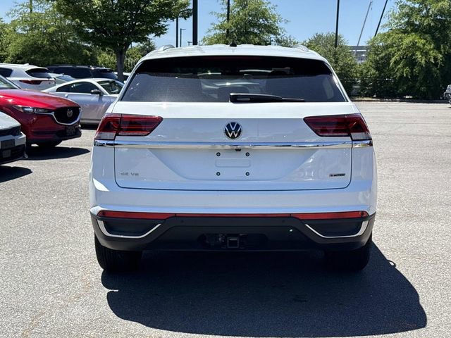 Used 2022 Volkswagen Atlas Cross Sport SE AWD/4WD image 3