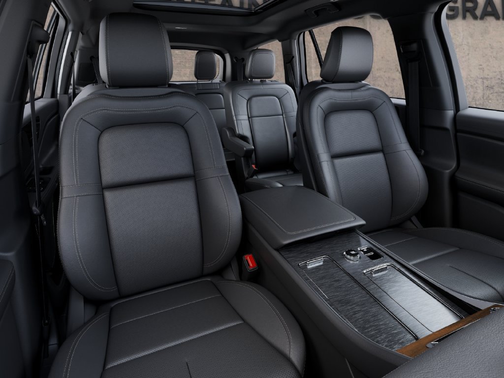 New 2027 Lincoln Aviator Reserve w/ Jet Appearance Package AWD/4WD image 10