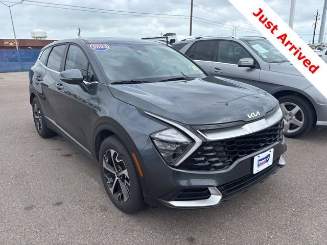 Used 2023 Kia Sportage EX image 3