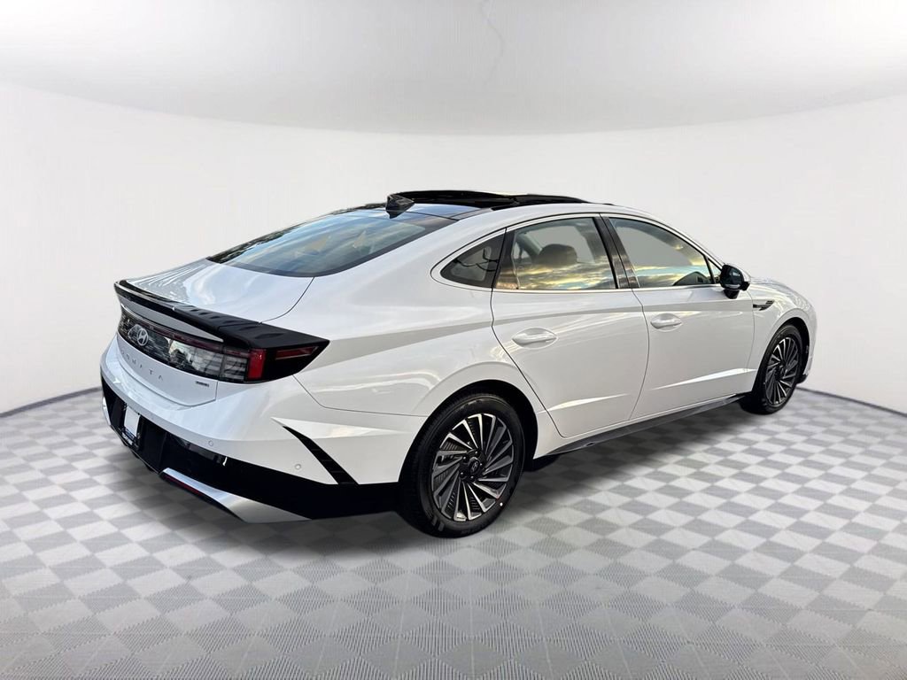 New 2026 Hyundai Sonata Limited FWD image 5