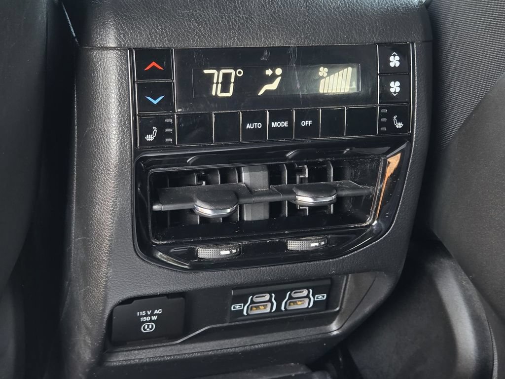 Used 2023 Jeep Grand Cherokee L Overland AWD/4WD image 42