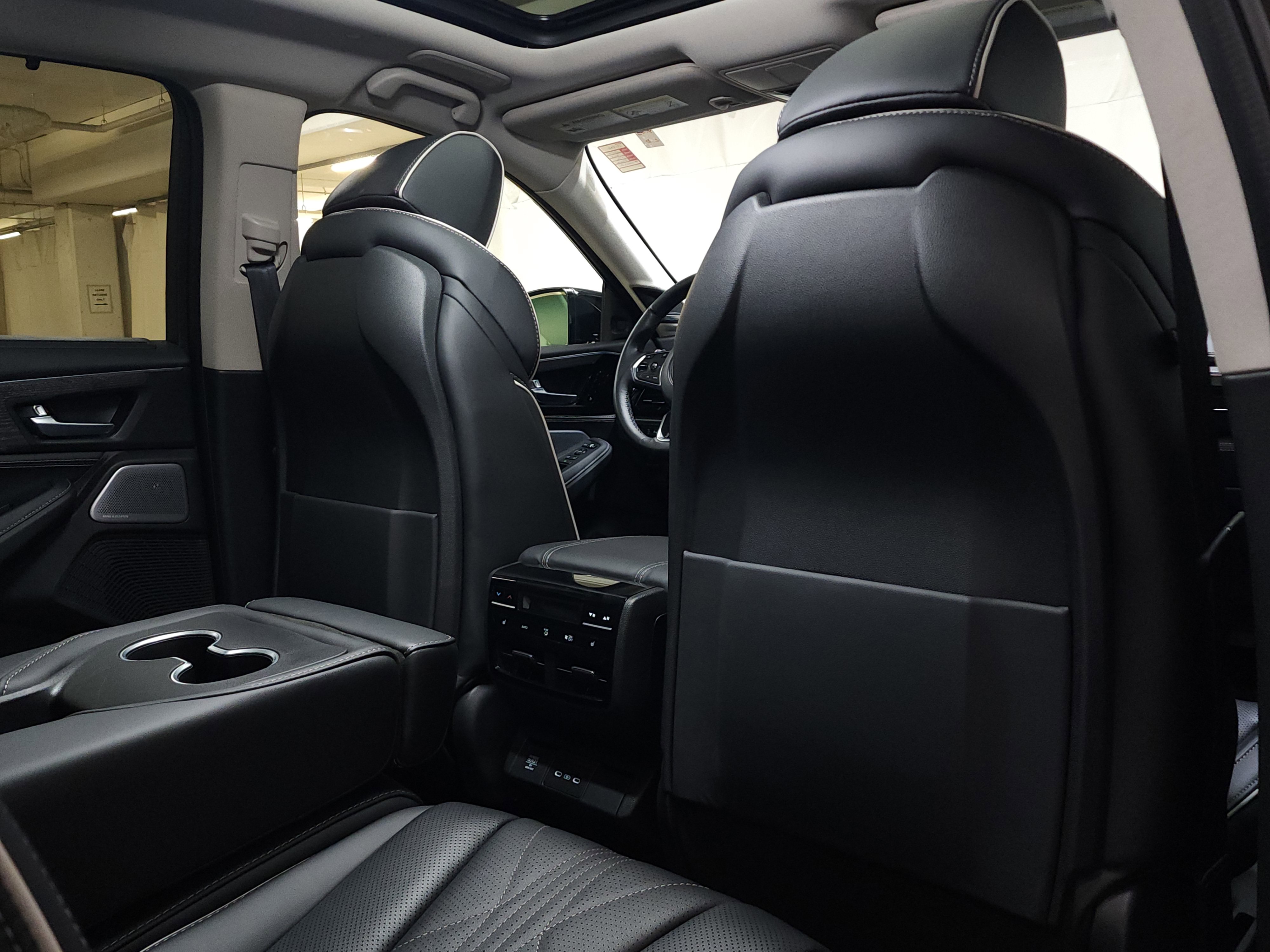 Certified 2026 Acura MDX SH-AWD w/ Advance Package image 21