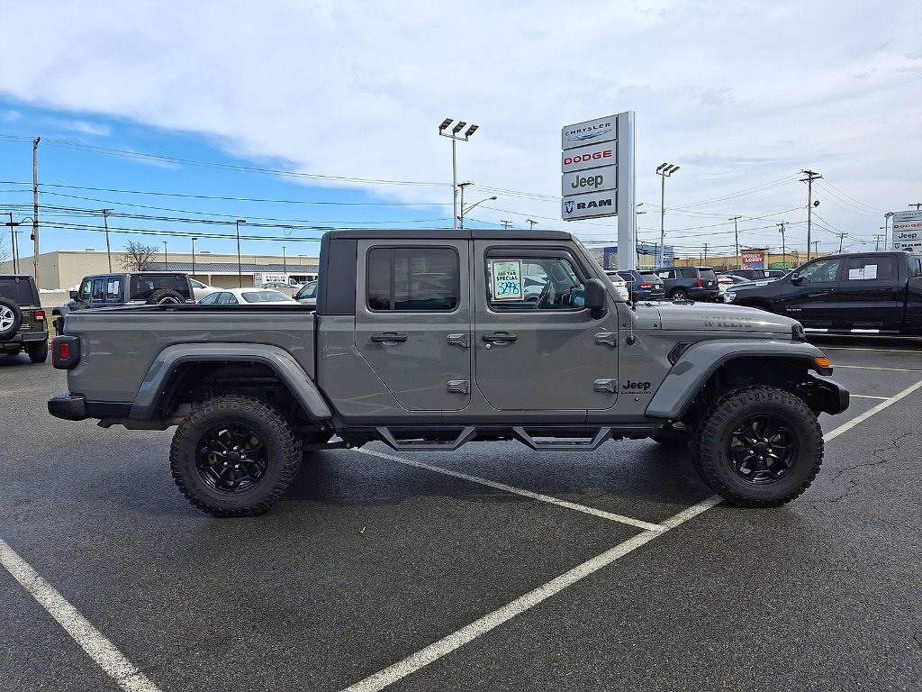 Used 2022 Jeep Gladiator Willys image 26