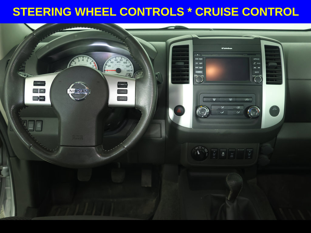 Used 2015 Nissan Xterra PRO-4X AWD/4WD image 3