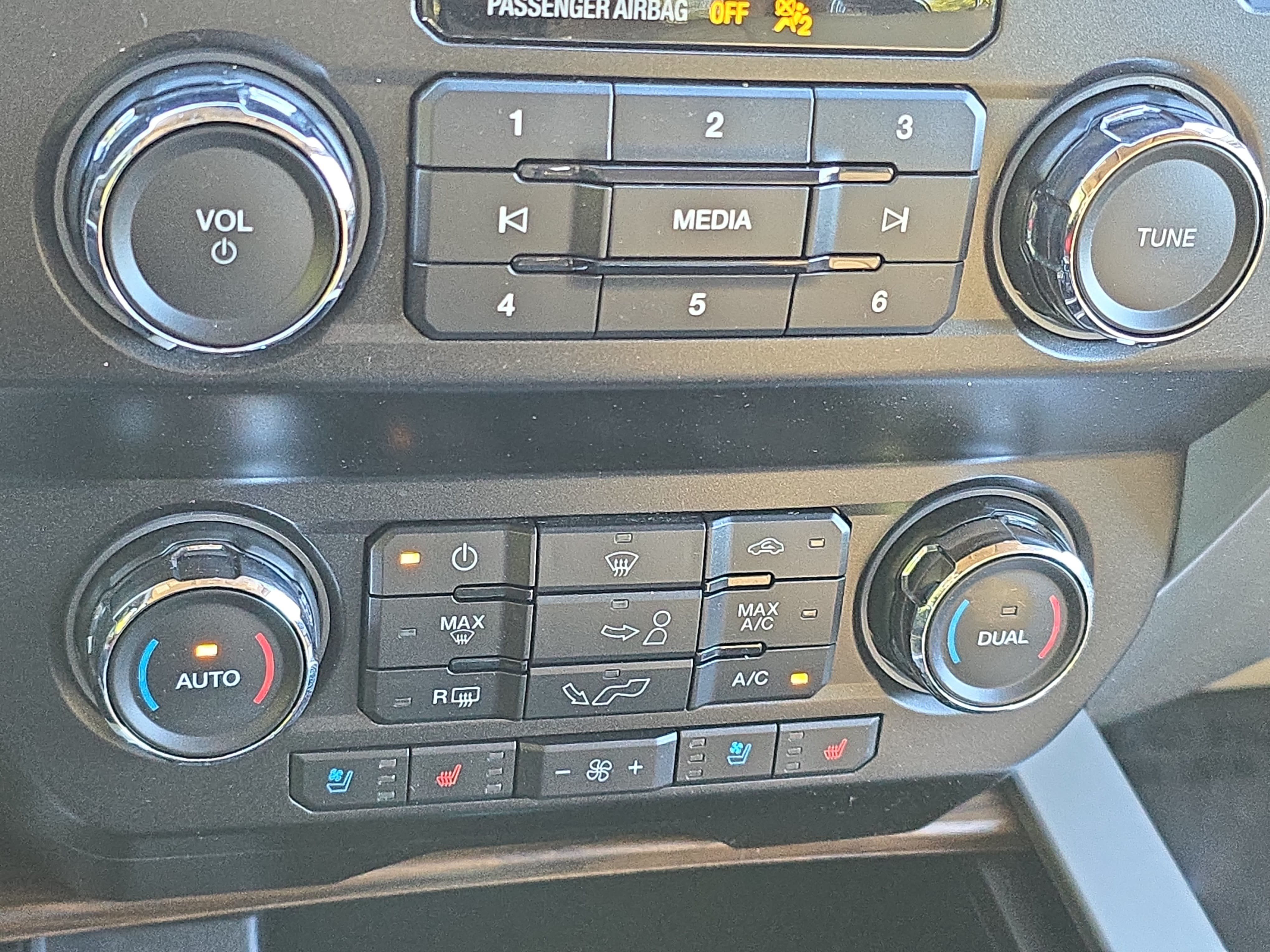 Used 2020 Ford F150 Lariat AWD/4WD image 23