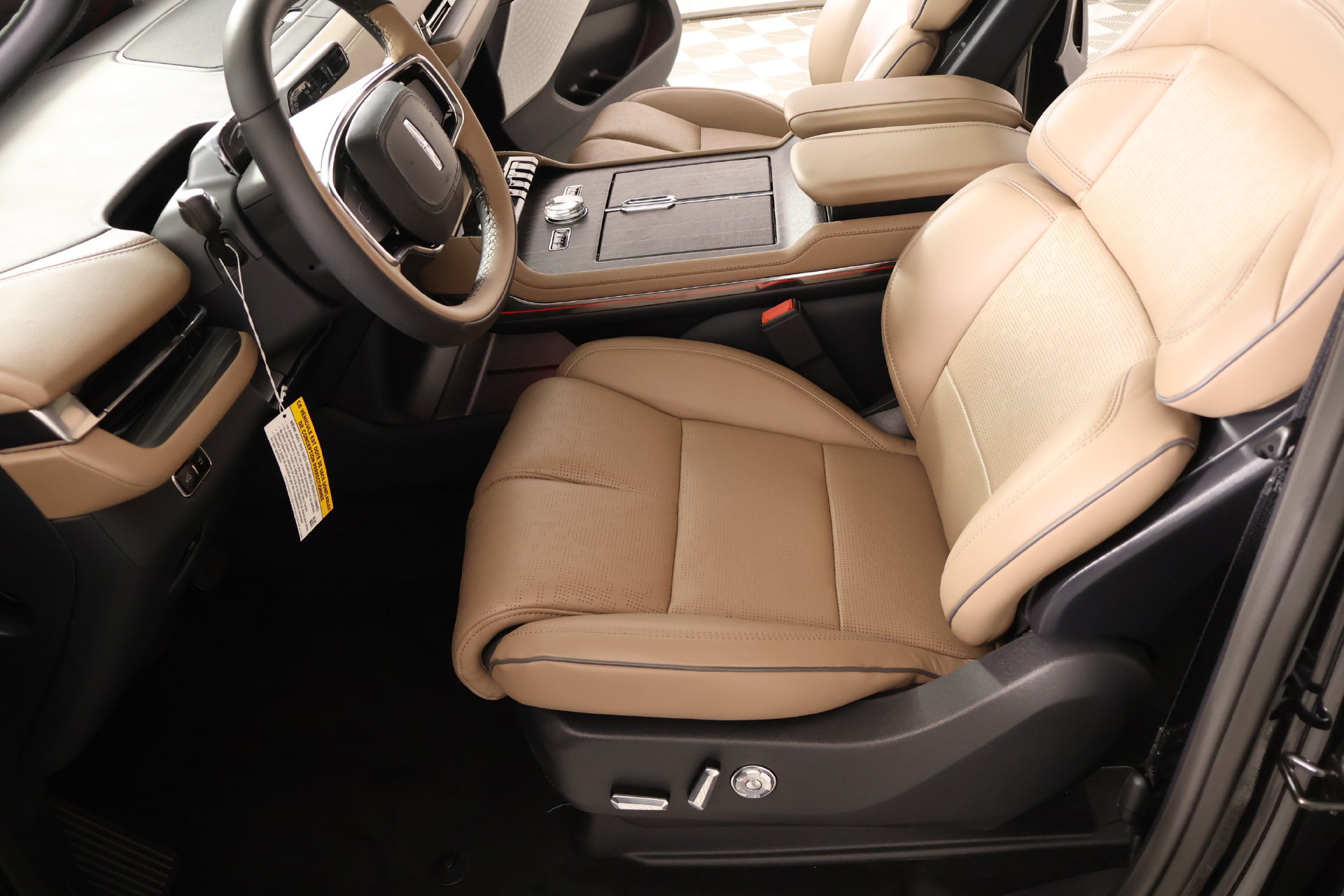New 2027 Lincoln Navigator L Black Label AWD/4WD image 11