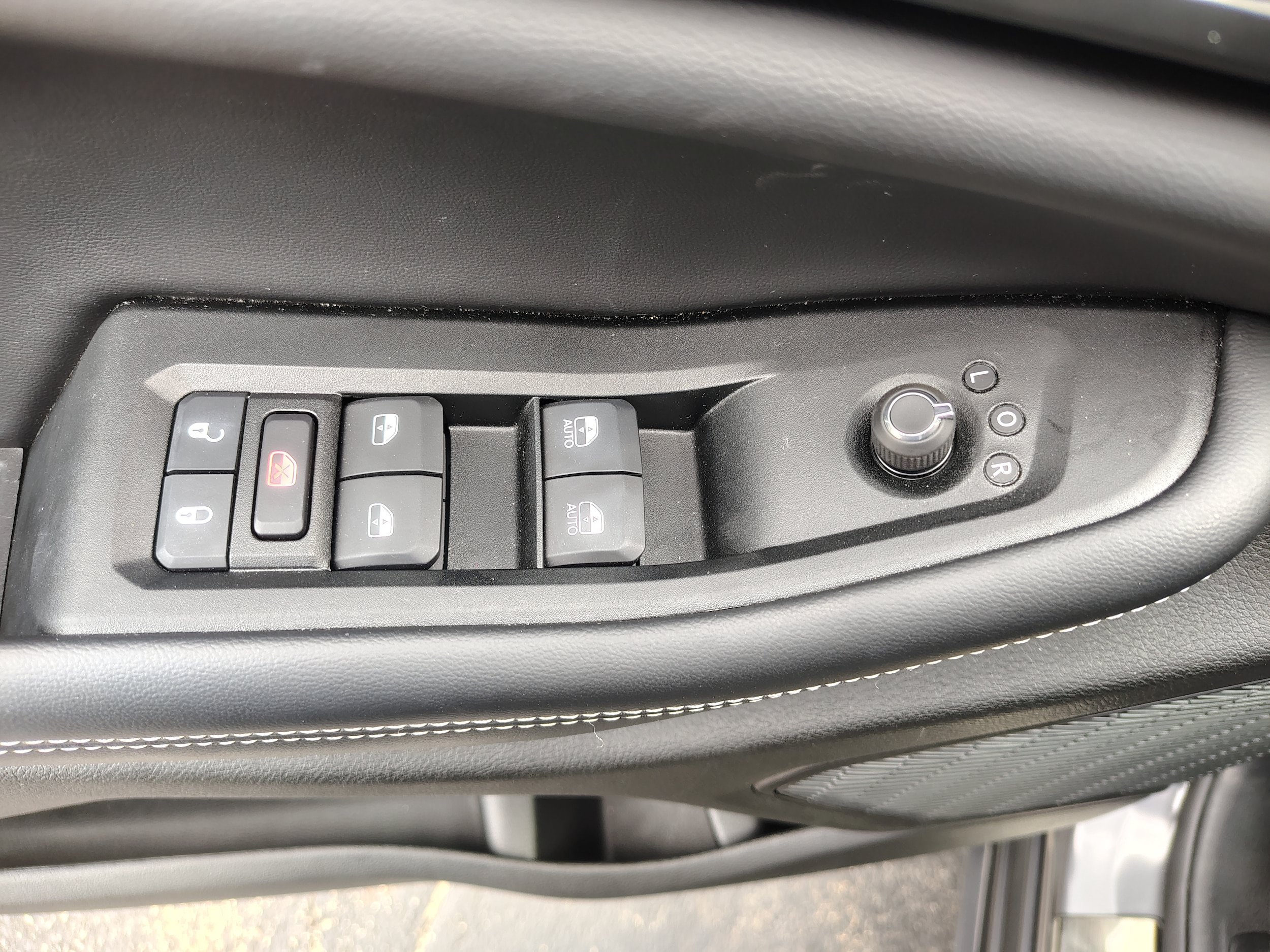 Certified 2025 Jeep Grand Cherokee Laredo X w/ Luxury Tech Group I AWD/4WD image 22