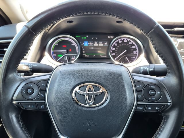 Used 2020 Toyota Camry XLE w/ Sunroof Package FWD image 15