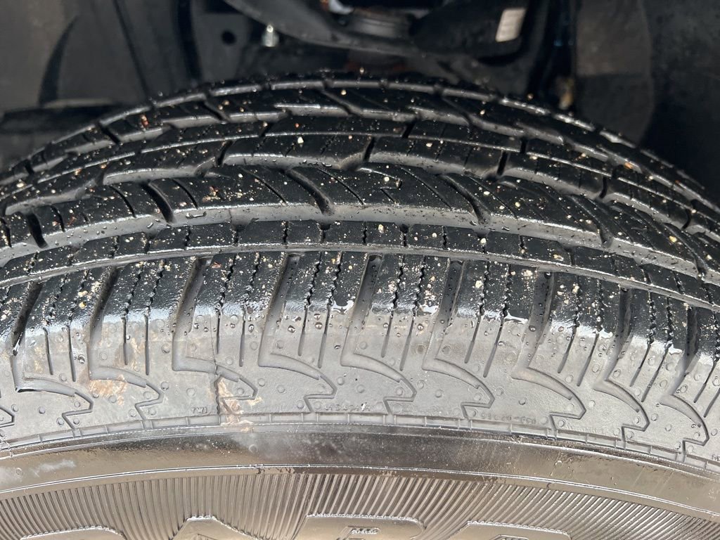 Certified 2024 Nissan Titan SV w/ SV Convenience Package image 45