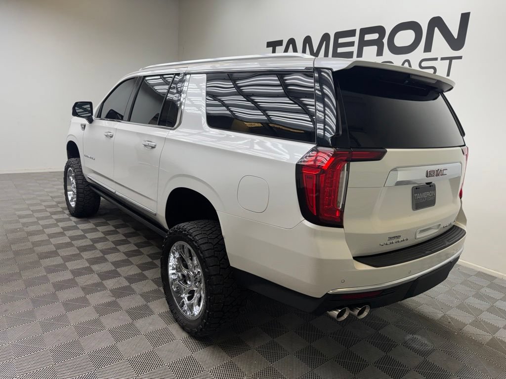 Used 2022 GMC Yukon XL Denali AWD/4WD image 7