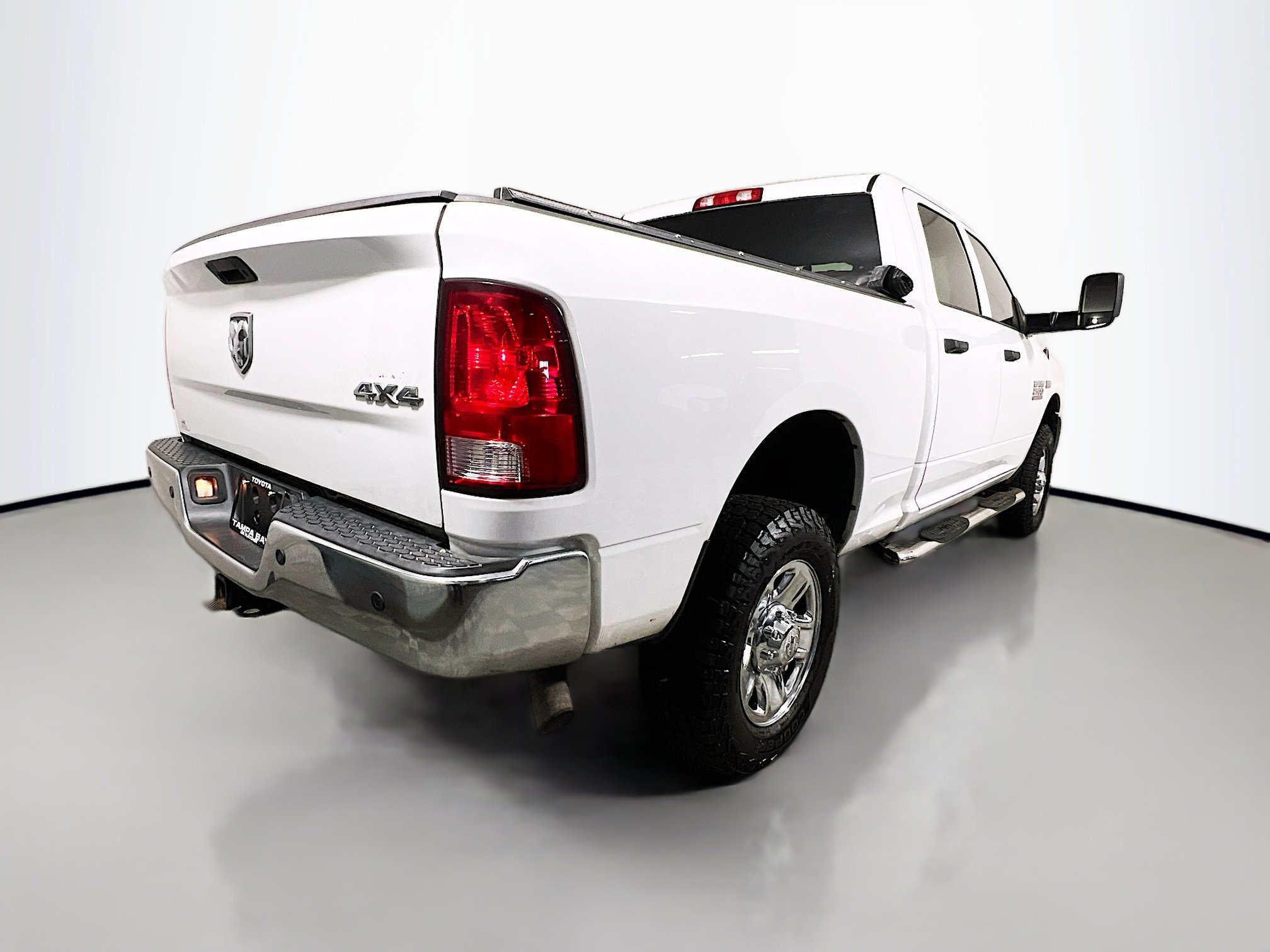 Used 2016 RAM 2500 Tradesman w/ Chrome Appearance Group image 4