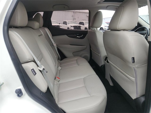 Certified 2022 Nissan Rogue Sport SL w/ Premium Package image 17