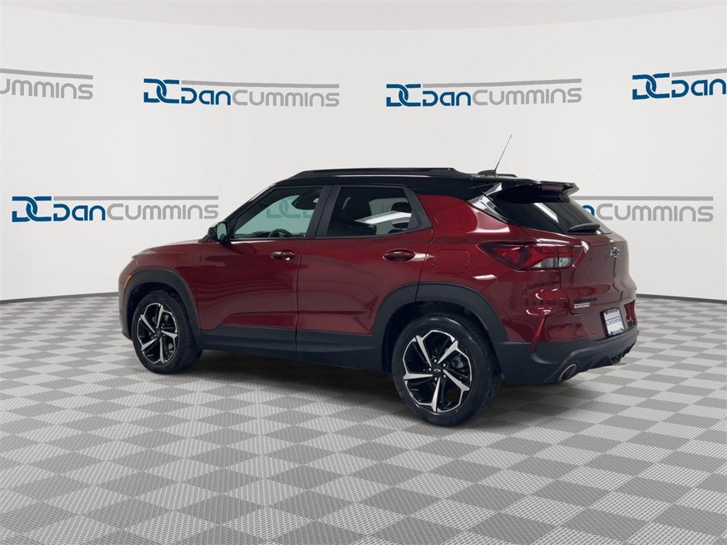 Used 2022 Chevrolet TrailBlazer RS w/ Sun and Liftgate Package image 6