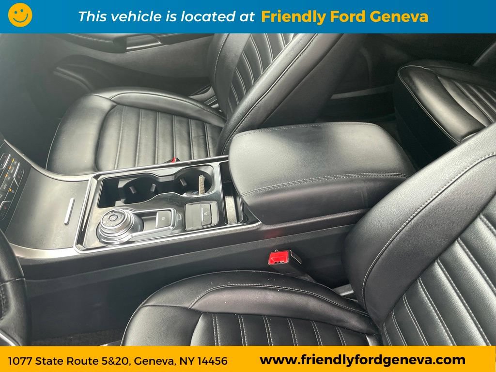 Used 2020 Ford Edge SEL w/ Convenience Package AWD/4WD image 30