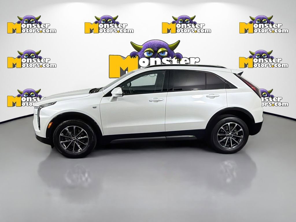 Used 2024 Cadillac XT4 Sport w/ Technology Package image 8