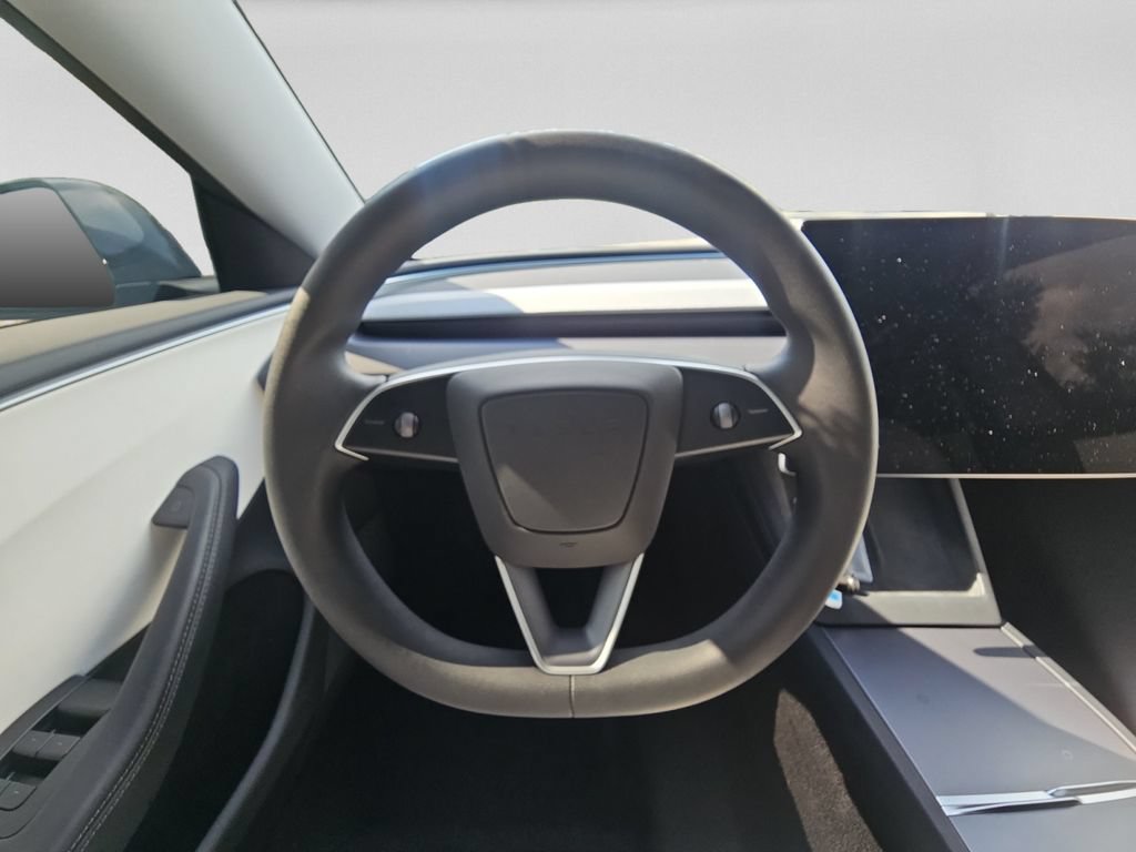 Used 2025 Tesla Model 3 Long Range RWD image 12
