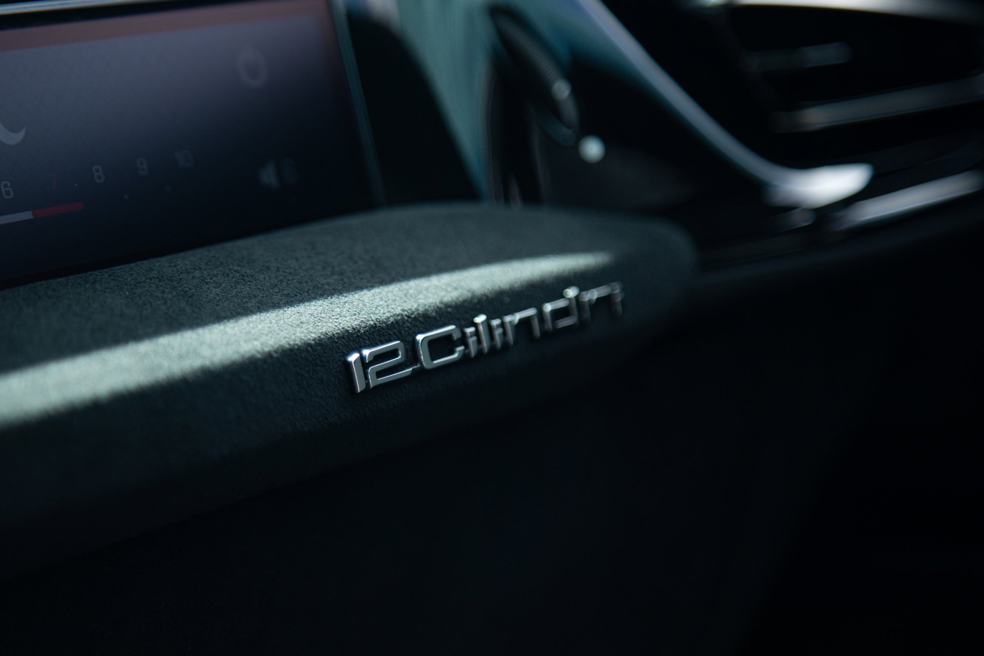 Certified 2025 Ferrari 12Cilindri RWD image 15