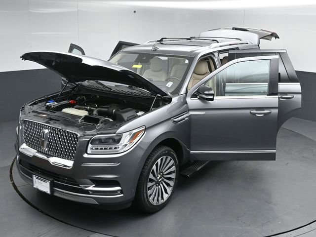 Certified 2021 Lincoln Navigator Reserve w/ Luxury Package AWD/4WD image 57