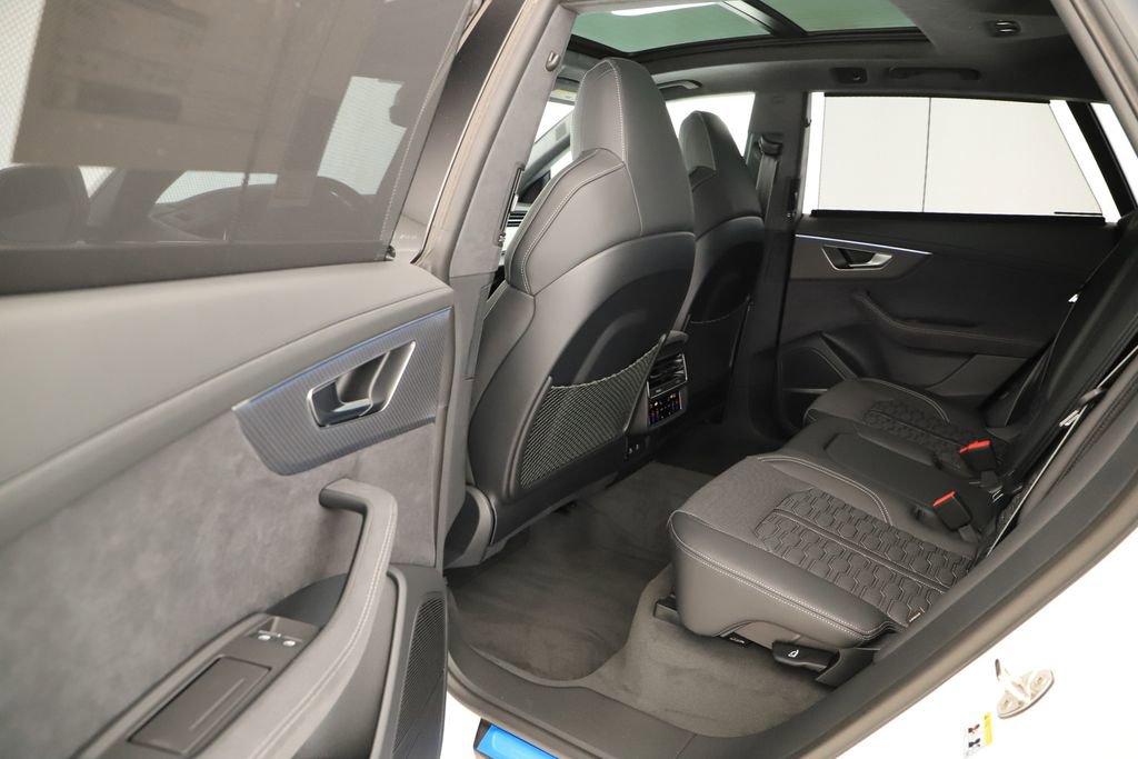 New 2026 Audi RS Q8 performance image 27