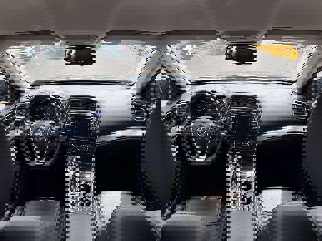 Used 2023 Nissan Maxima SV w/ Floor Mat Group image 15