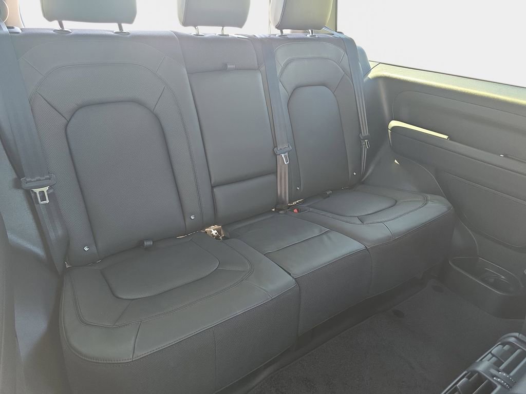 New 2026 Land Rover Defender 90 V8 image 11