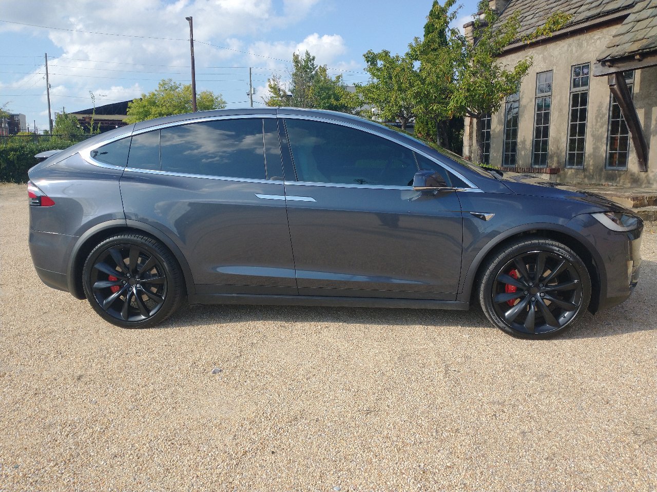 Used 2020 Tesla Model X Performance image 23