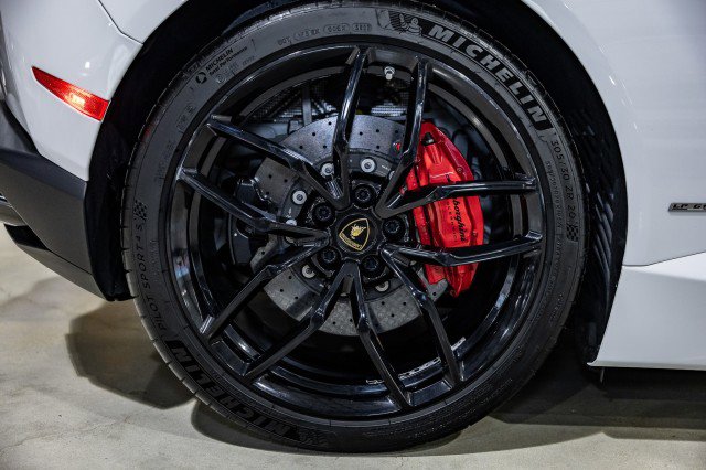 Used 2015 Lamborghini Huracan LP 610-4 image 27