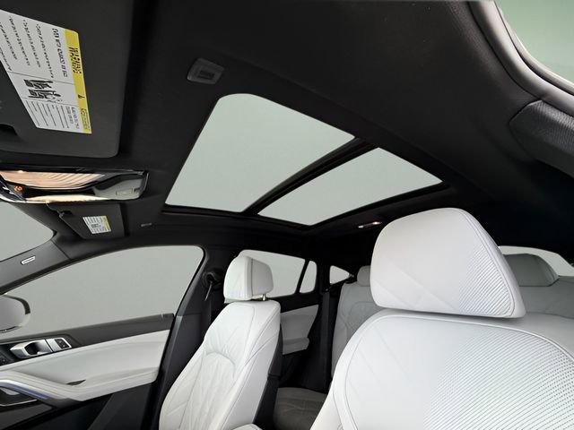 Used 2023 BMW X6 xDrive40i w/ Luxury Seating Package image 35