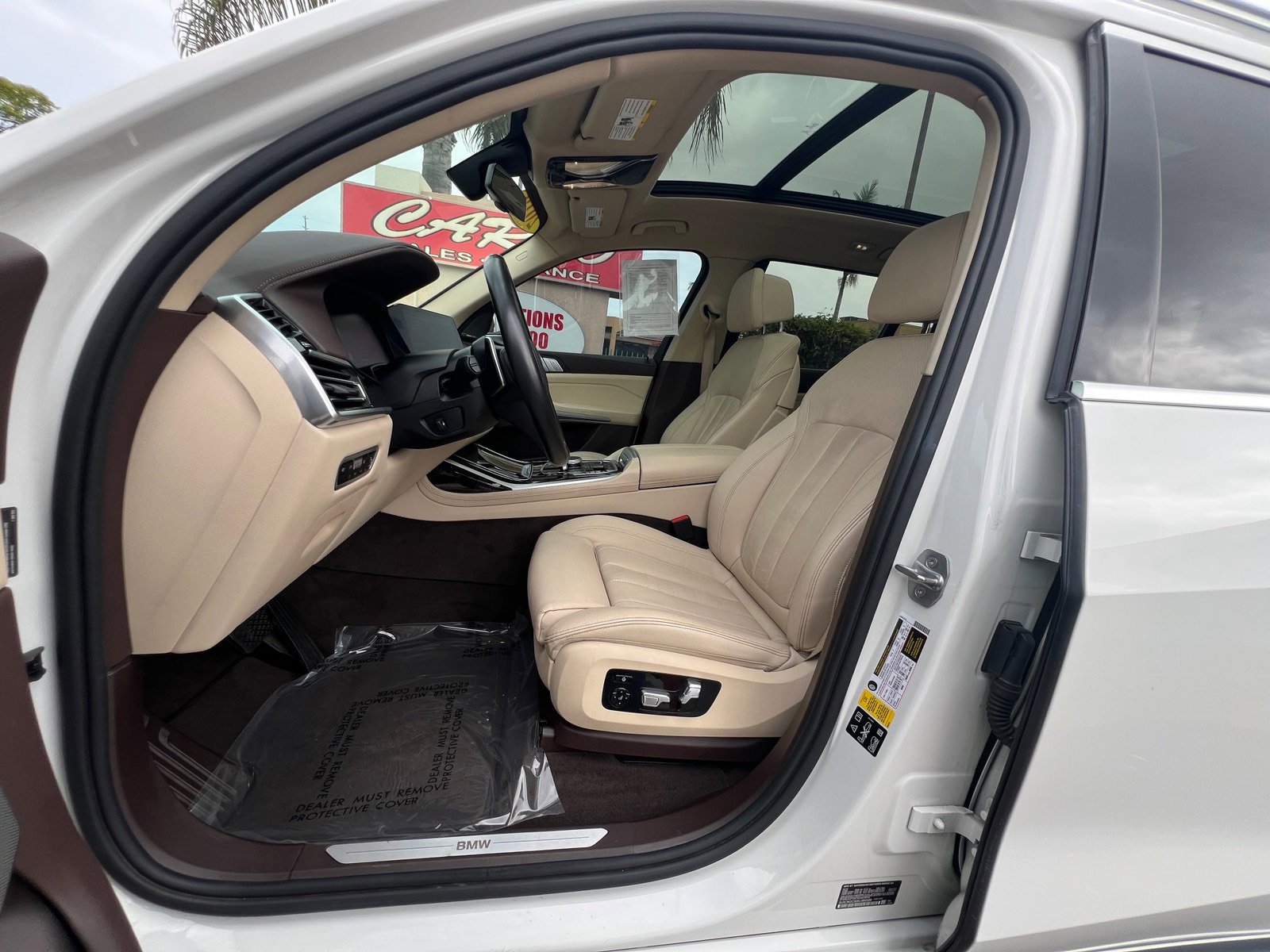 Used 2019 BMW X7 xDrive40i w/ Premium Package AWD/4WD image 17