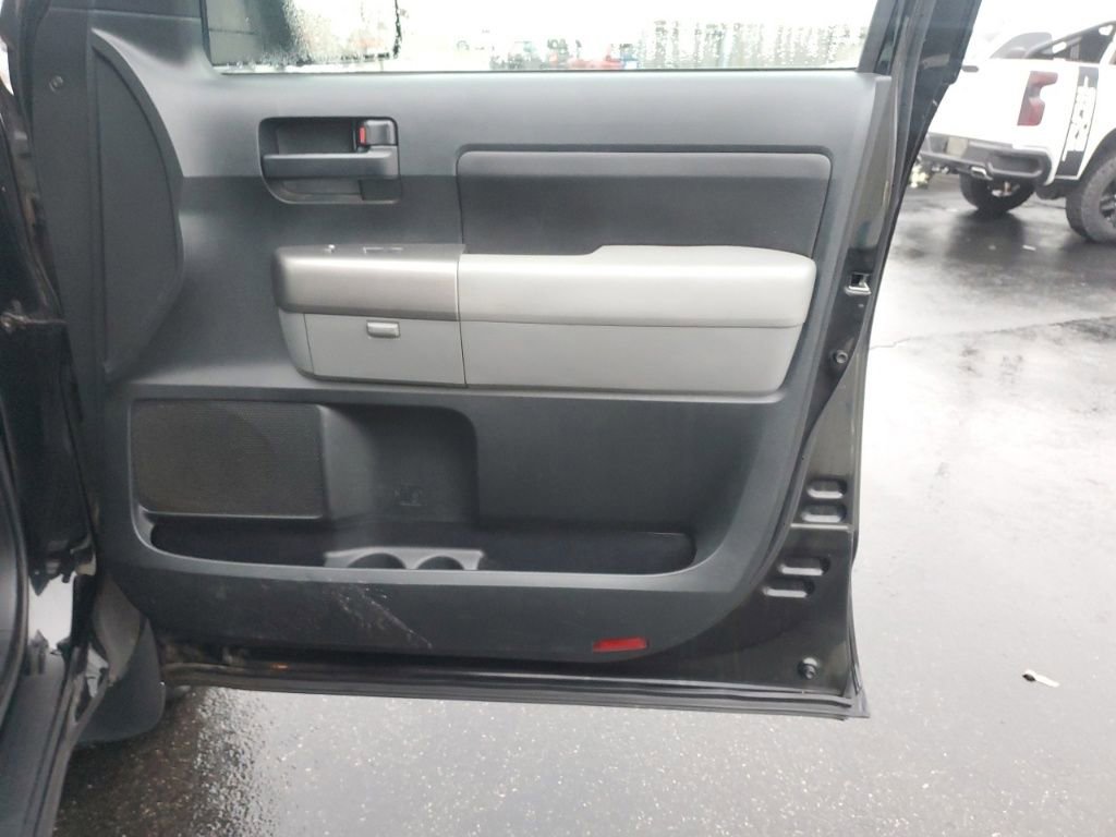 Used 2012 Toyota Tundra 4x4 Double Cab image 28