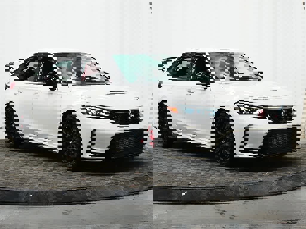 Used 2025 Honda Civic Type R image 9