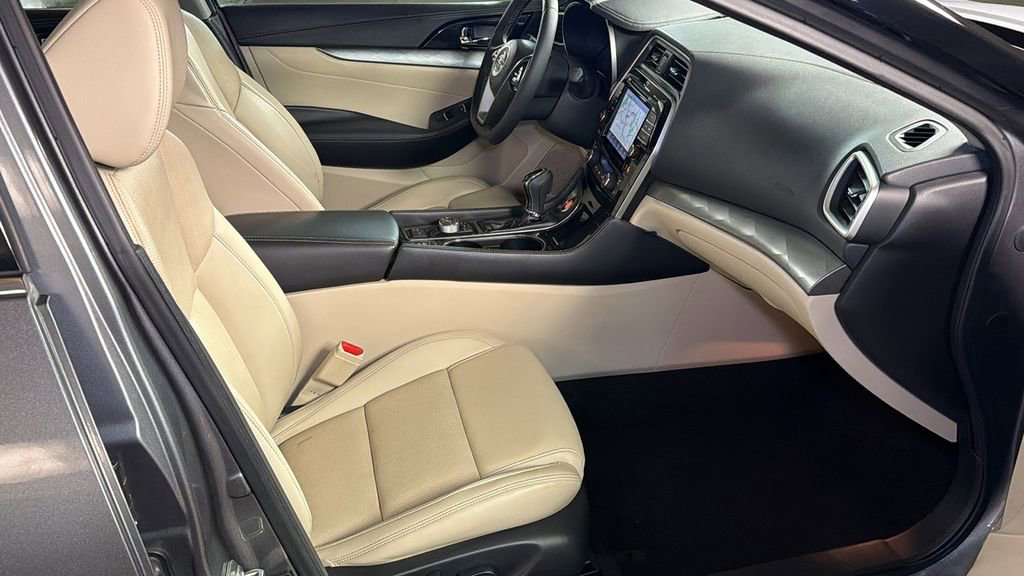 Used 2017 Nissan Maxima 3.5 SL image 8