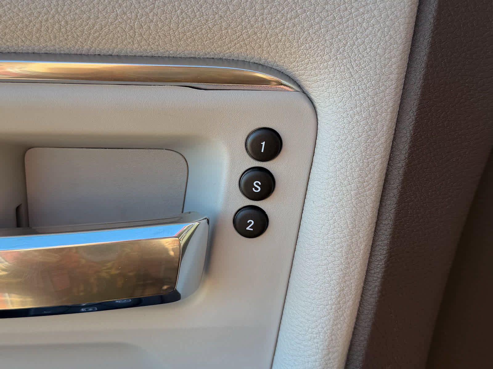 New 2026 RAM 2500 Laramie image 40