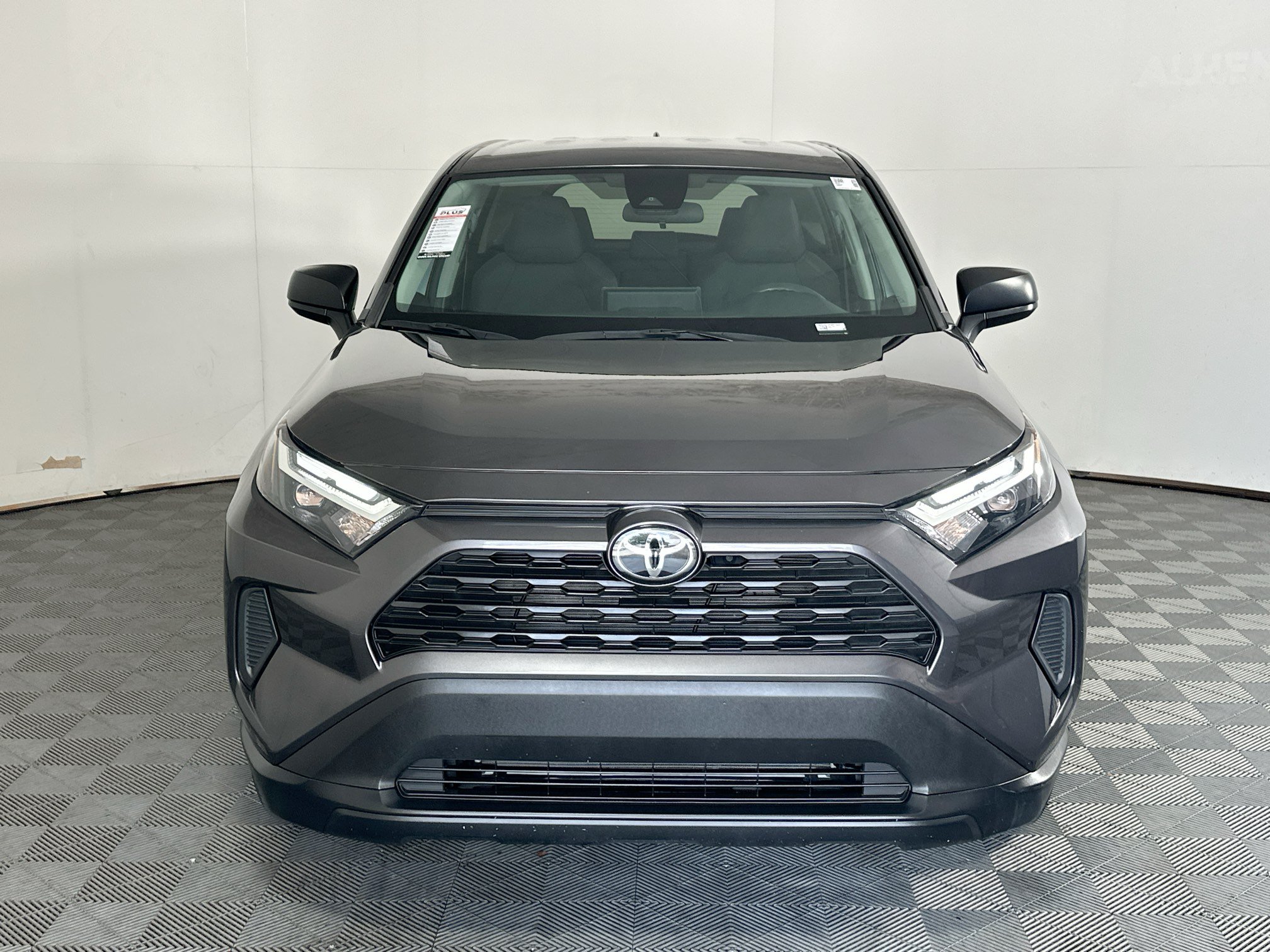 Used 2024 Toyota RAV4 LE FWD image 8
