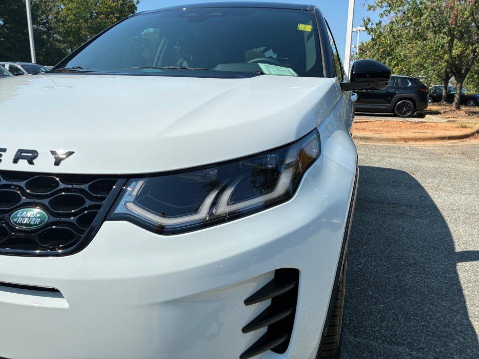 New 2026 Land Rover Discovery Sport Landmark AWD/4WD image 26