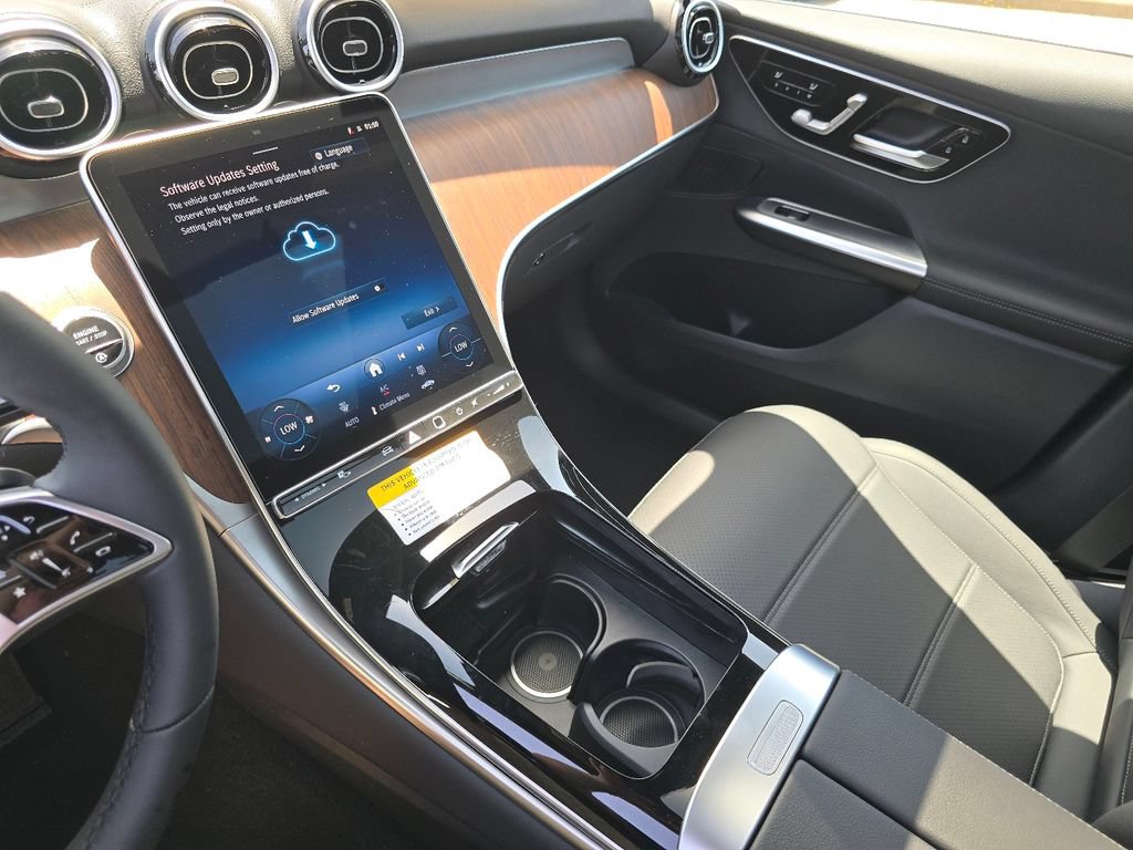 New 2026 Mercedes-Benz GLC 300 4MATIC image 30