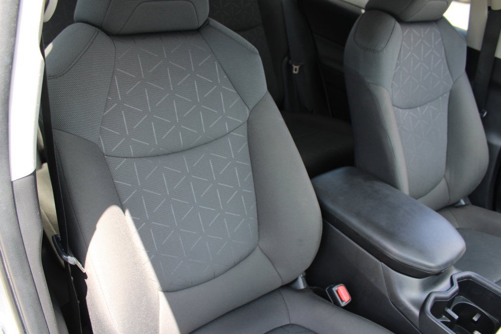 Used 2024 Toyota RAV4 XLE AWD/4WD image 13