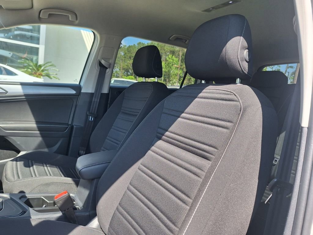 Used 2024 Volkswagen Tiguan S w/ MDO Package, Three-Row image 11